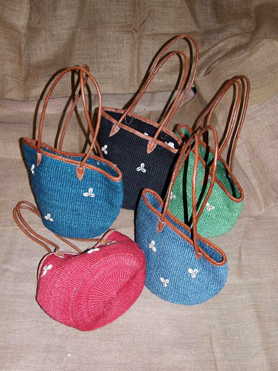 JUMBO SAFARI - Afrikanisches Kunsthandwerk - Taschen & Körbe